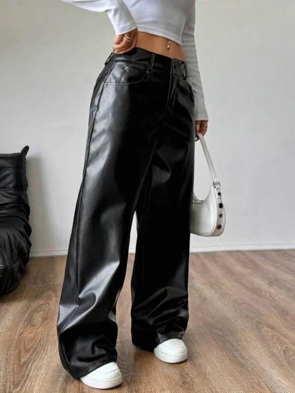 Pantalon Ancho Elegante en Cuerina Con Bolsillos - Image 5