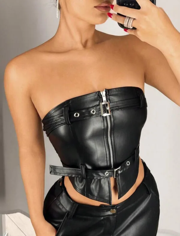 Blusa Corta Ajustada con cierre y Hebillas - Image 3