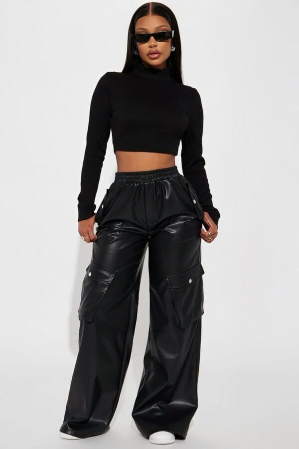 Pantalón cargo con detalles de tendencia - Image 3