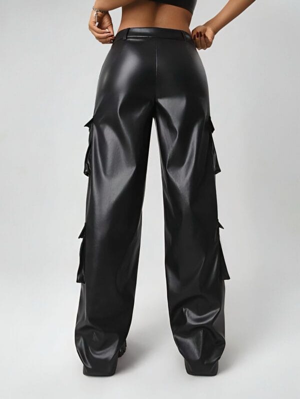 Pantalon Cargo Elegancia y funcionalidad - Image 2