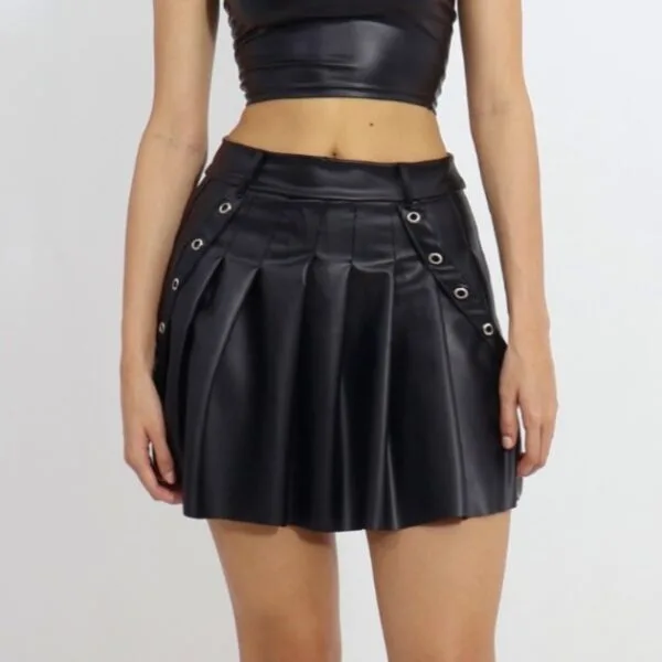 Falda con Pliegues y Correas Decorativas en Cuerina - Image 3