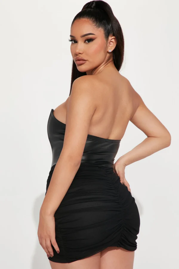 Vestido Sexy Ajustado Diseño Corset y Zurcido - Image 2
