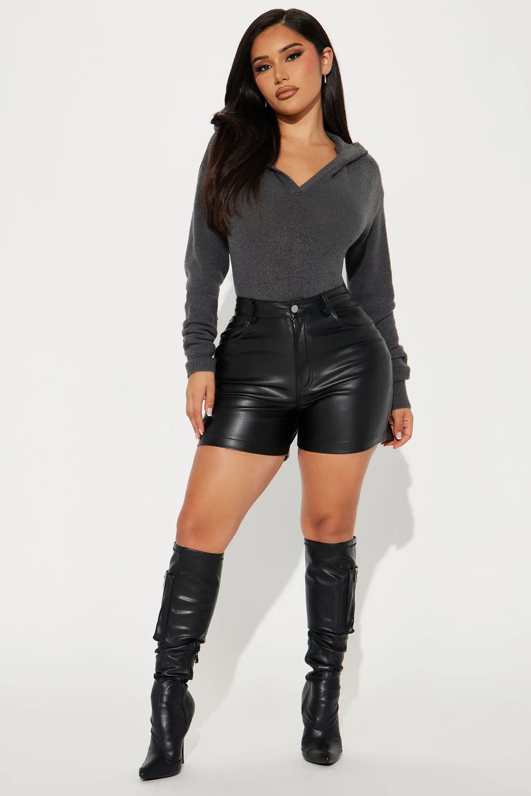 Short Elegante de Dama con Botón y Bolsillos - Image 3